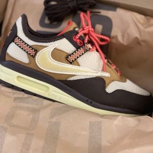 Nike  / Cactus Jack SZ 7 (Mens)